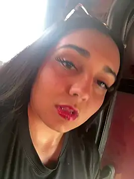 Snapshot of Danii_vg1 chatting on 05-24-26, 07:19 Danii vg1 online show from 05-24-26, 07:19