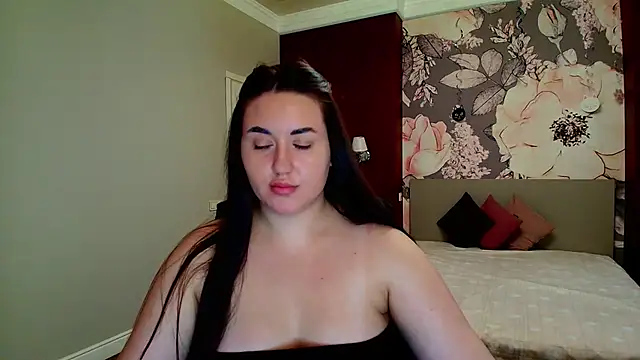 Roxie Bradley online show from 09-29-25, 05:56