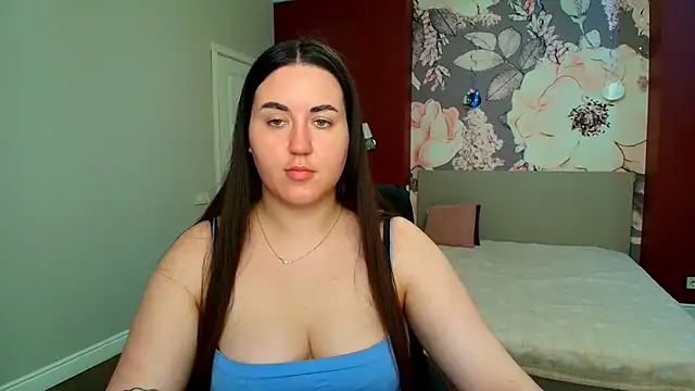 Roxie Bradley online show from 05-27-26, 05:48