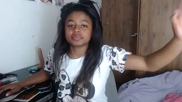 charlott7 online show from 12-16-24, 04:27