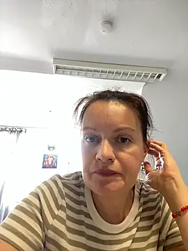 LoveNBloom online show from 06-02-26, 11:34