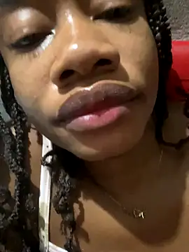  yisela  online show from 10-01-25, 12:49