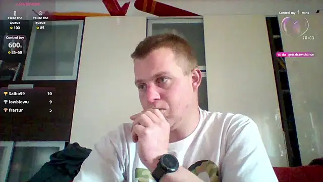 Matttthees online show from 10-31-25, 02:40