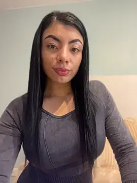 Miaparkerss  online show from 05-08-26, 10:15