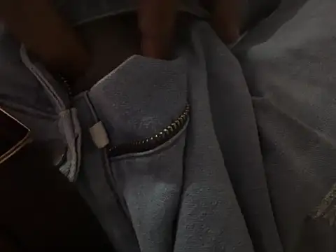 zeus 3241 online show from 12-14-25, 09:30