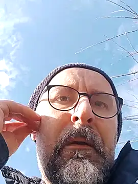 BuckWessle online show from 02-20-25, 01:19