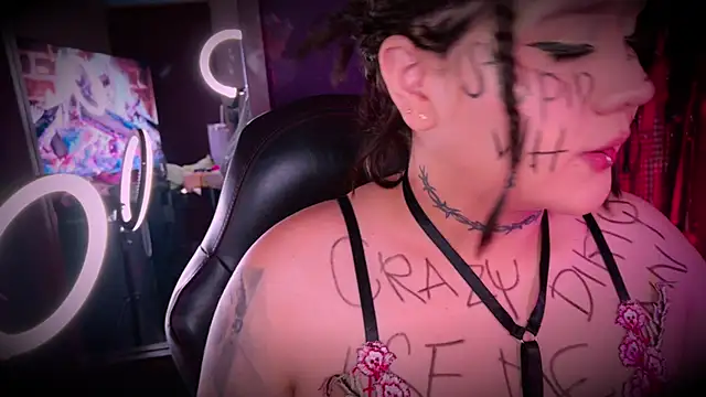 Laura takint online show from 03-21-26, 09:07