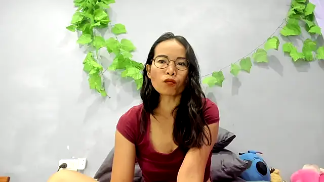 loveley jenny online show from 10-19-25, 12:00