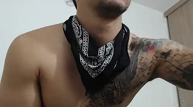 Snapshot of SimonRoberth chatting on 03-21-25, 04:06 SimonRoberth online show from 03-21-25, 04:06