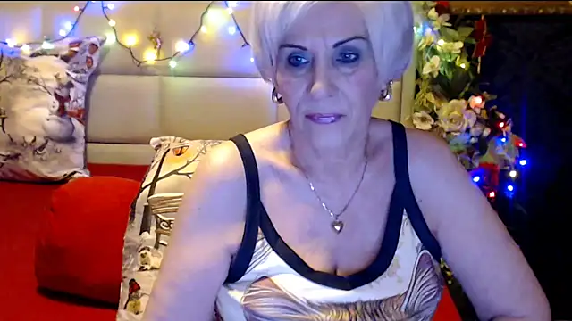 Snapshot of HappyWomanOn chatting on 01-02-25, 07:29 HappyWomanOn online show from 01-02-25, 07:29