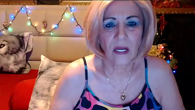 Snapshot of HappyWomanOn chatting on 03-16-25, 07:38 HappyWomanOn online show from 03-16-25, 07:38
