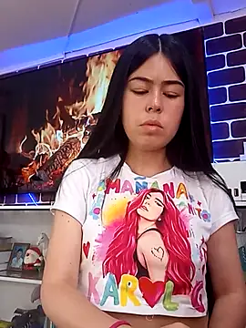 Snapshot of ArianaSmith69 chatting on 02-18-25, 05:53 ArianaSmith69 online show from 02-18-25, 05:53