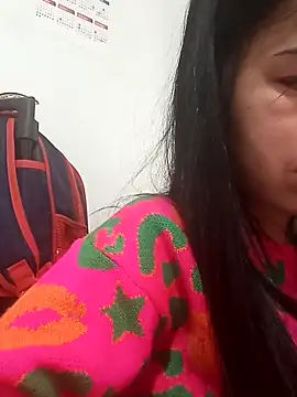 Snapshot of ArianaSmith69 chatting on 03-03-25, 09:26 ArianaSmith69 online show from 03-03-25, 09:26