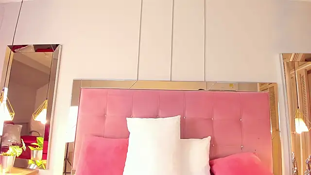 Ahincale online show from 11-29-25, 08:12