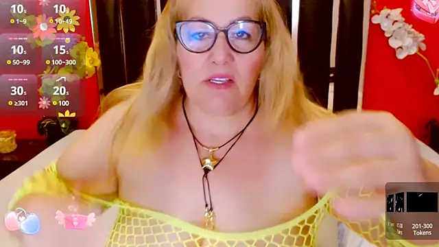 Snapshot of Nayla_Garner chatting on 01-31-25, 11:56 Nayla Garner online show from 01-31-25, 11:56