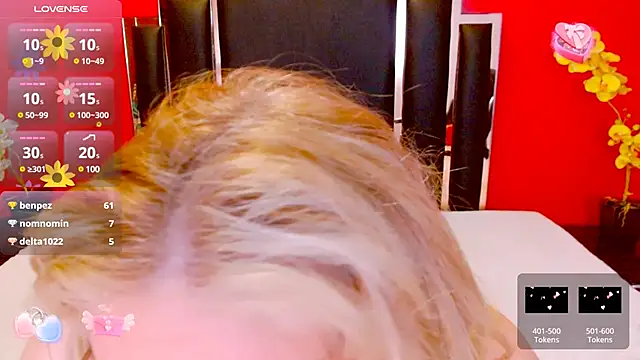 Snapshot of Nayla_Garner chatting on 03-04-25, 11:54 Nayla Garner online show from 03-04-25, 11:54