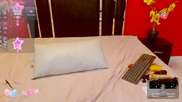 Snapshot of Nayla_Garner chatting on 03-17-25, 07:15 Nayla Garner online show from 03-17-25, 07:15