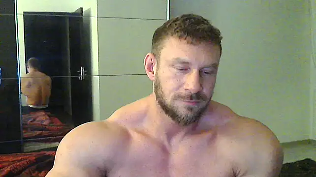 muscularkevin online show from 12-26-24, 05:04
