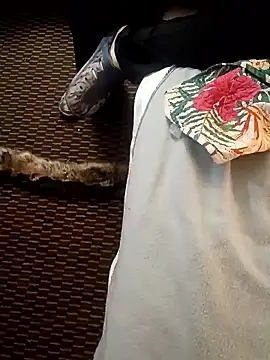 Snapshot of begood4daddy2day chatting on 01-14-26, 12:49 begood4daddy2day online show from 01-14-26, 12:49