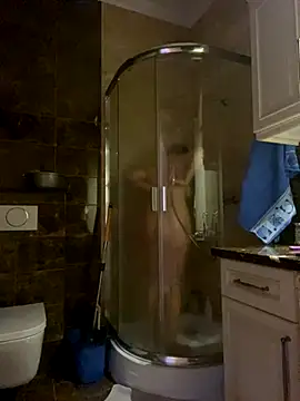 Snapshot of Amazoniiaa chatting on 09-30-25, 09:36 Amazoniiaa online show from 09-30-25, 09:36