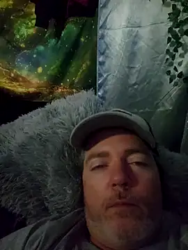 Hotredheadandtoungelasher online show from 03-04-25, 07:51