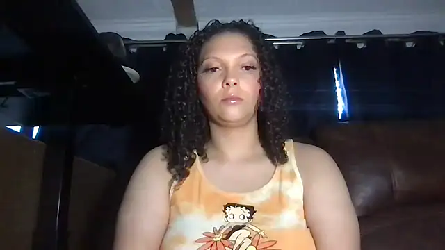 Snapshot of LuLuValenttine101 chatting on 03-14-26, 11:21 LuLuValenttine101 online show from 03-14-26, 11:21