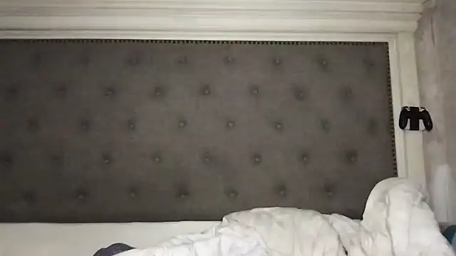 Snapshot of LuLuValenttine101 chatting on 03-27-26, 09:32 LuLuValenttine101 online show from 03-27-26, 09:32