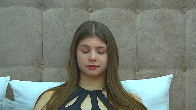 AudreyBarlow online show from 02-11-25, 12:37