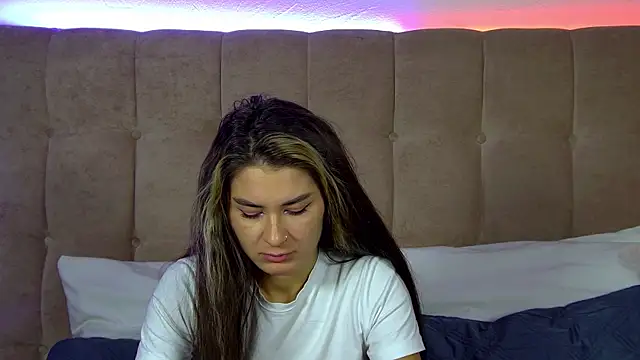 RachelSimpson online show from 10-17-25, 06:32