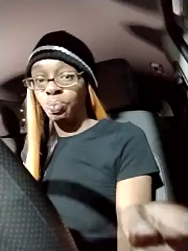 Snapshot of Jasmine_FullsShine chatting on 02-14-26, 01:46 Jasmine FullsShine online show from 02-14-26, 01:46