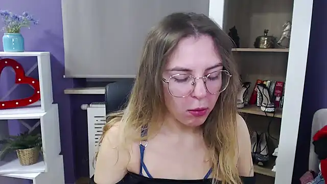 Zoey Erotic online show from 12-02-24, 05:37