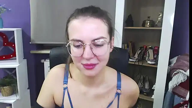 Zoey Erotic online show from 12-05-24, 05:37