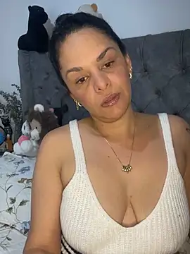 Kataliina online show from 11-21-25, 12:54