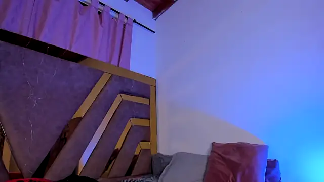 GiselReyes online show from 01-21-25, 05:05