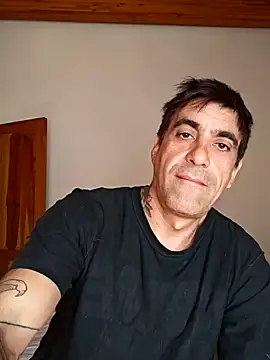 Snapshot of Elnonoykeila77 chatting on 12-29-24, 01:28 Elnonoykeila77 online show from 12-29-24, 01:28