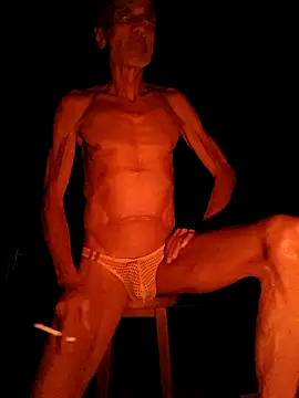 Snapshot of dutra498 chatting on 03-31-26, 04:46 dutra498 online show from 03-31-26, 04:46