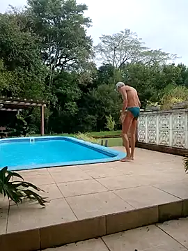 Snapshot of dutra498 chatting on 04-04-26, 07:00 dutra498 online show from 04-04-26, 07:00