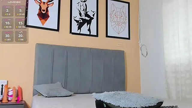 crystall06 online show from 10-27-25, 03:38