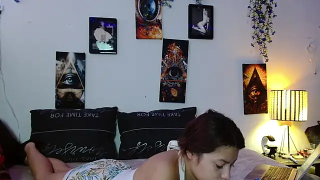 3littleschoolteens online show from 09-17-25, 03:46