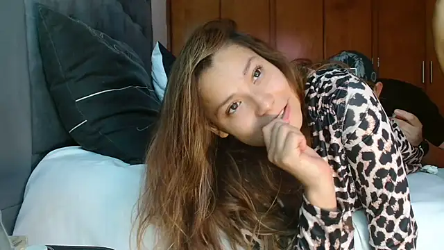 3littleschoolteens online show from 08-07-26, 08:00