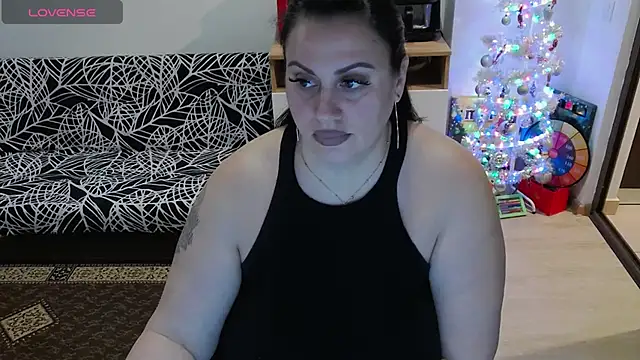 Snapshot of fayette_ chatting on 12-21-25, 05:42 fayette online show from 12-21-25, 05:42