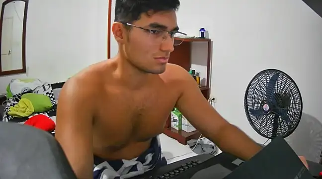 Snapshot of lechero226 chatting on 01-02-25, 03:26 lechero226 online show from 01-02-25, 03:26