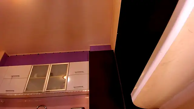 Snapshot of purpleariellx chatting on 12-21-24, 01:32 purpleariellx online show from 12-21-24, 01:32