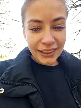 Keli Jessi online show from 11-14-25, 09:52