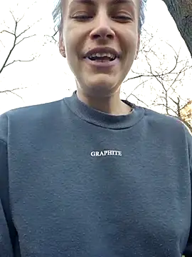 Snapshot of Keli_Jessi chatting on 04-06-26, 01:34 Keli Jessi online show from 04-06-26, 01:34