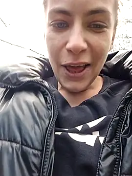 Snapshot of Keli_Jessi chatting on 04-13-26, 01:38 Keli Jessi online show from 04-13-26, 01:38