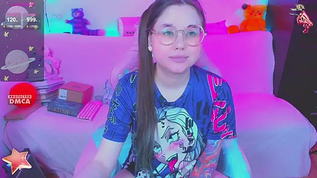 Snapshot of Lolisuccub chatting on 12-21-24, 06:02 Lolisuccub online show from 12-21-24, 06:02