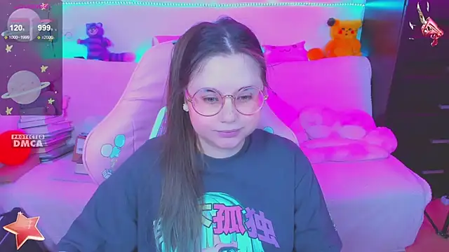 Snapshot of Lolisuccub chatting on 12-25-24, 07:02 Lolisuccub online show from 12-25-24, 07:02