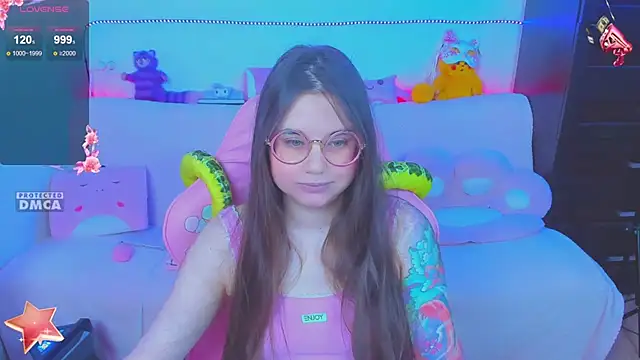 Snapshot of Lolisuccub chatting on 01-31-25, 07:18 Lolisuccub online show from 01-31-25, 07:18