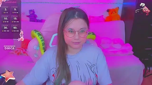 Snapshot of Lolisuccub chatting on 03-05-25, 05:18 Lolisuccub online show from 03-05-25, 05:18